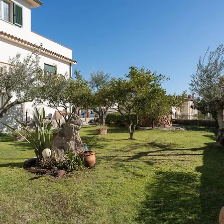 Holiday home Le Lantane *